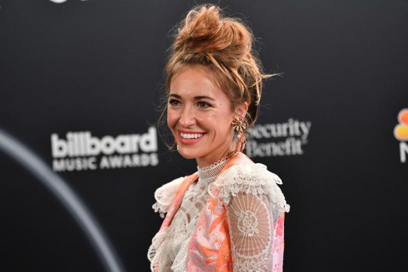 Lauren-Daigle-faith-Christian