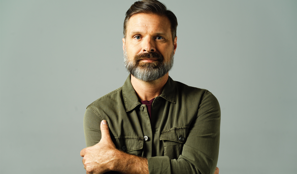 Mac Powell’s first solo tour kicks off this fall, starting on October 25th. The ticket sale starts on Friday, August 19th.