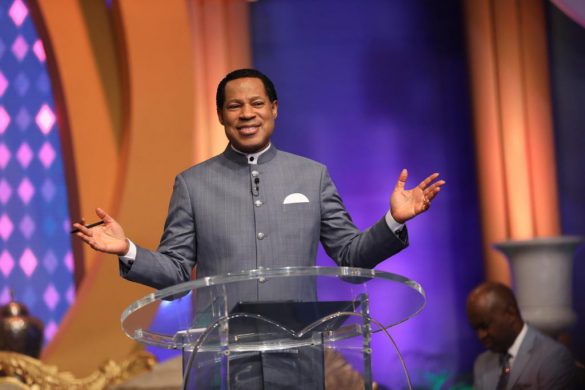 pastor-chris-oyakhilome-band-uk